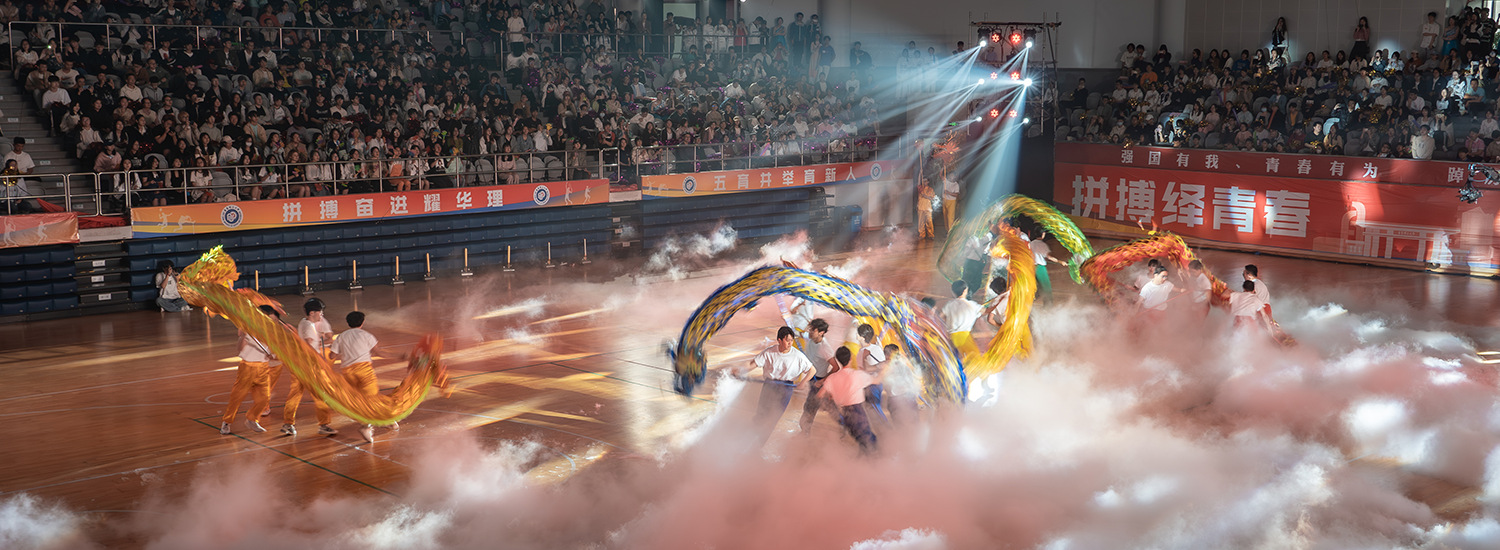 王钰栋新经纪公司：曾代理莱万、拜尔，旗下球员多在德国、瑞士踢球